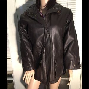 ⛈☃️Ladies Coat 🧥 with Hoodie Quilted☃️🌧